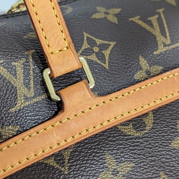 Authentic Louis Vuitton Coussin Monogram - Picture 11 of 16